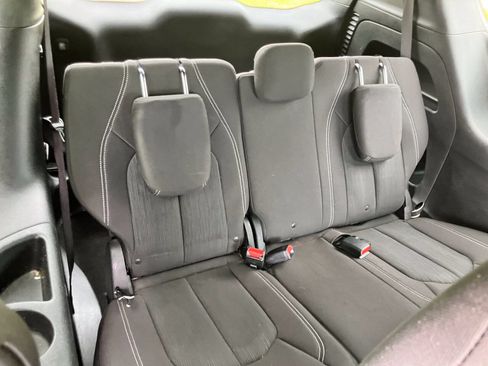Used 2018 Chrysler Pacifica Touring Plus w/ S Appearance Package FWD image 26