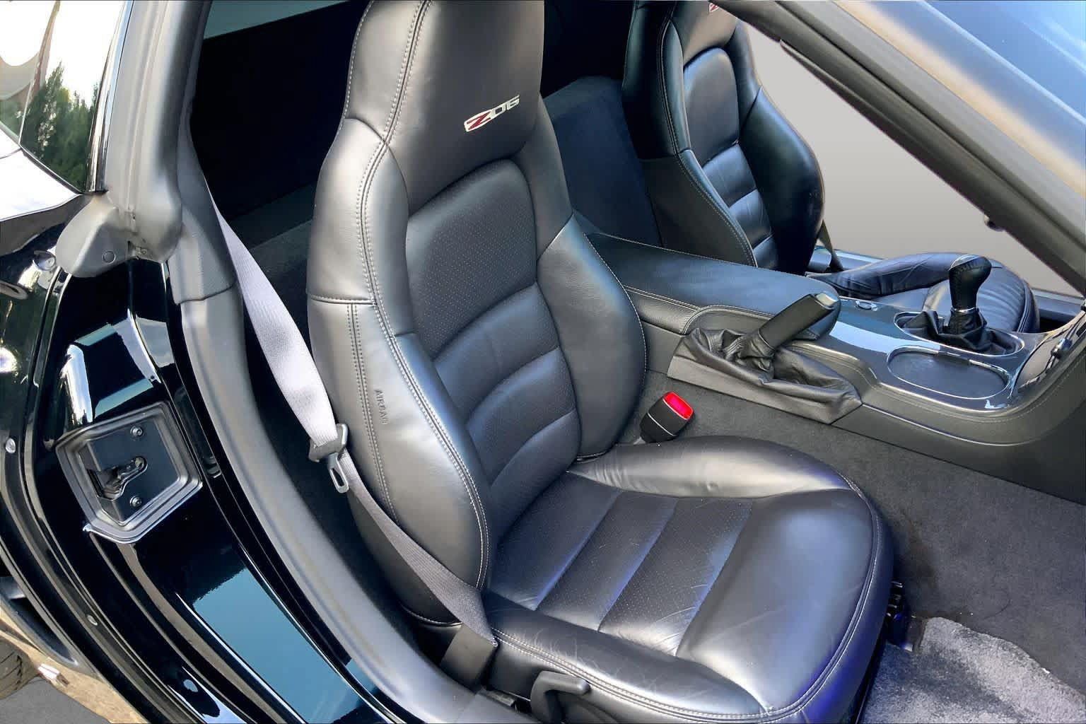 Used 2009 Chevrolet Corvette Z06 w/ Preferred Equipment Group RWD image 8