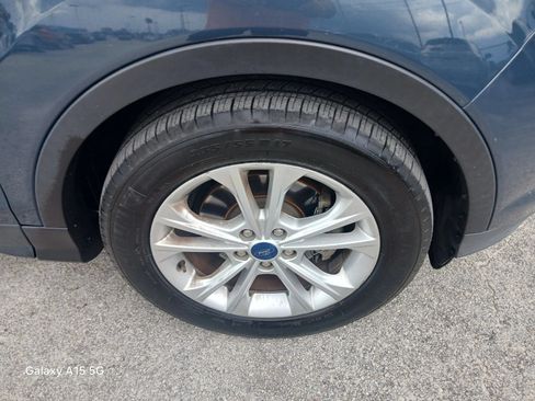 Used 2019 Ford Escape SE FWD image 20