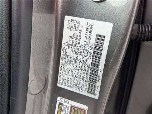 Certified 2023 Acura RDX FWD w/ Technology Package image 29