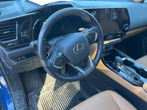 Used 2025 Lexus NX 350 AWD image 4