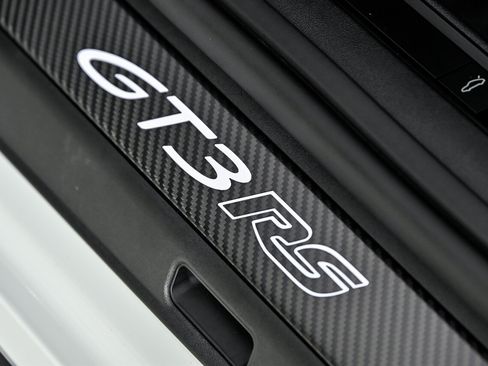 Used 2024 Porsche 911 GT3 RS RWD image 26