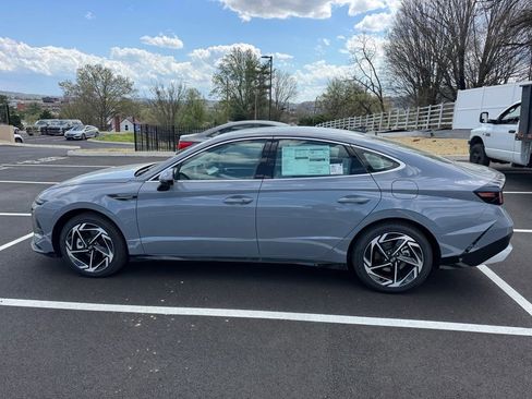 New 2026 Hyundai Sonata SEL FWD image 5