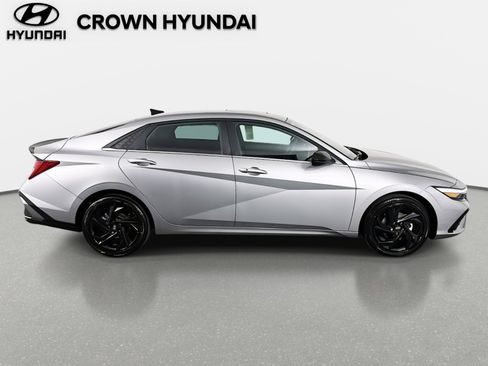 New 2026 Hyundai Elantra SEL Sport Premium image 4