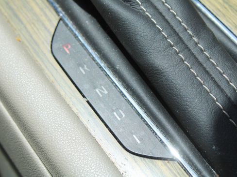 Used 2019 GMC Acadia Denali w/ Technology Package FWD image 41