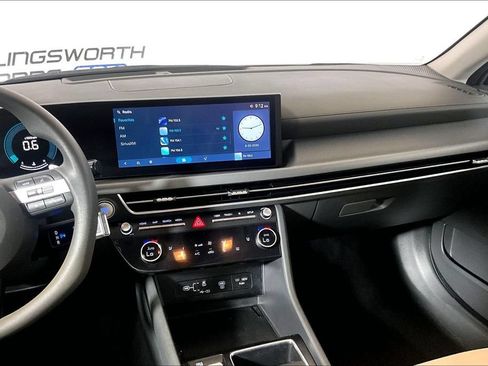 Used 2025 Hyundai Sonata SEL FWD image 5