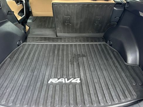 Used 2019 Toyota RAV4 XLE Premium w/ Advanced Technology Package AWD/4WD image 15
