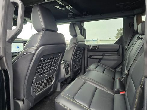 New 2026 Ford Bronco Badlands image 12
