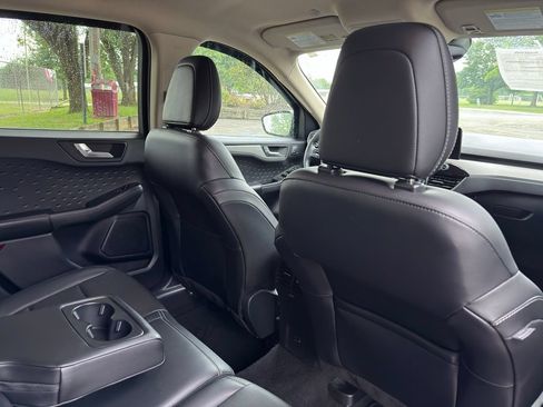 Used 2020 Ford Escape SEL FWD image 31