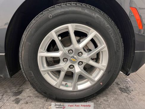 Used 2022 Chevrolet Equinox LT FWD image 17