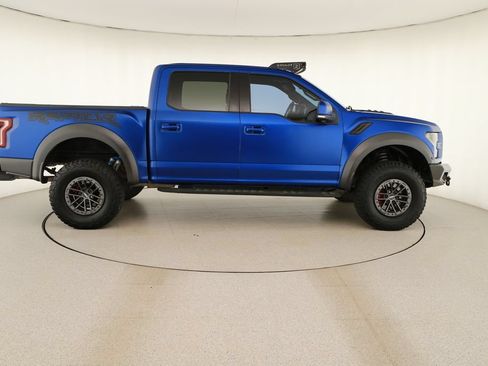 Used 2017 Ford F150 Raptor w/ Equipment Group 802A Luxury AWD/4WD image 8