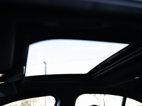 Used 2023 BMW 330i Sedan w/ Driving Assistance Package image 14