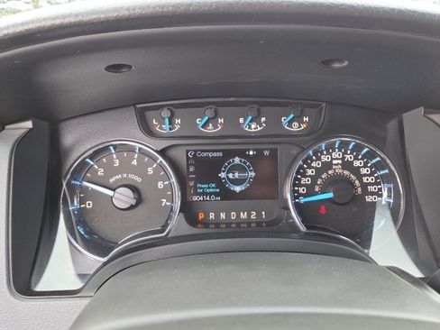 Used 2014 Ford F150 XLT w/ Equipment Group 302A Luxury AWD/4WD image 16