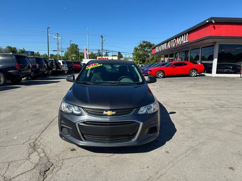 Used 2017 Chevrolet Sonic LT FWD image 8