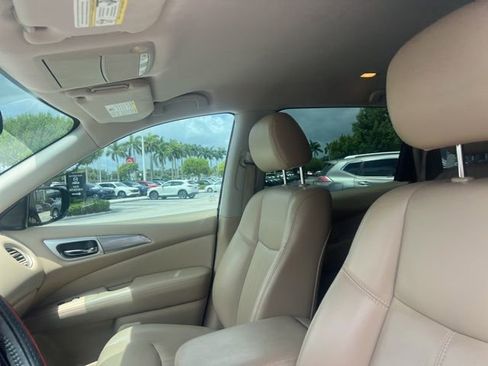 Used 2017 Nissan Pathfinder SL FWD image 20