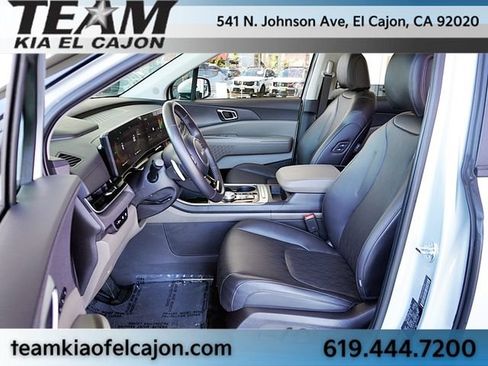 Certified 2026 Kia Carnival EX FWD image 14
