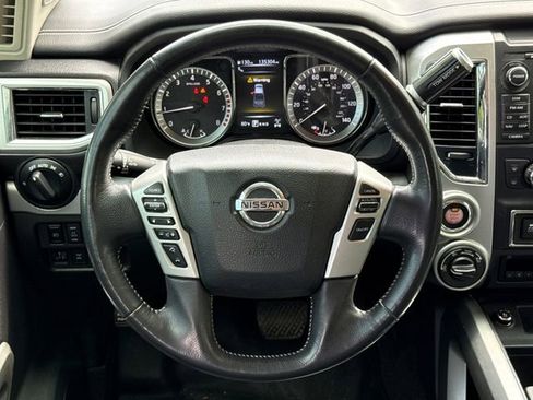 Used 2018 Nissan Titan PRO-4X w/ Pro-4x Convenience Package image 14