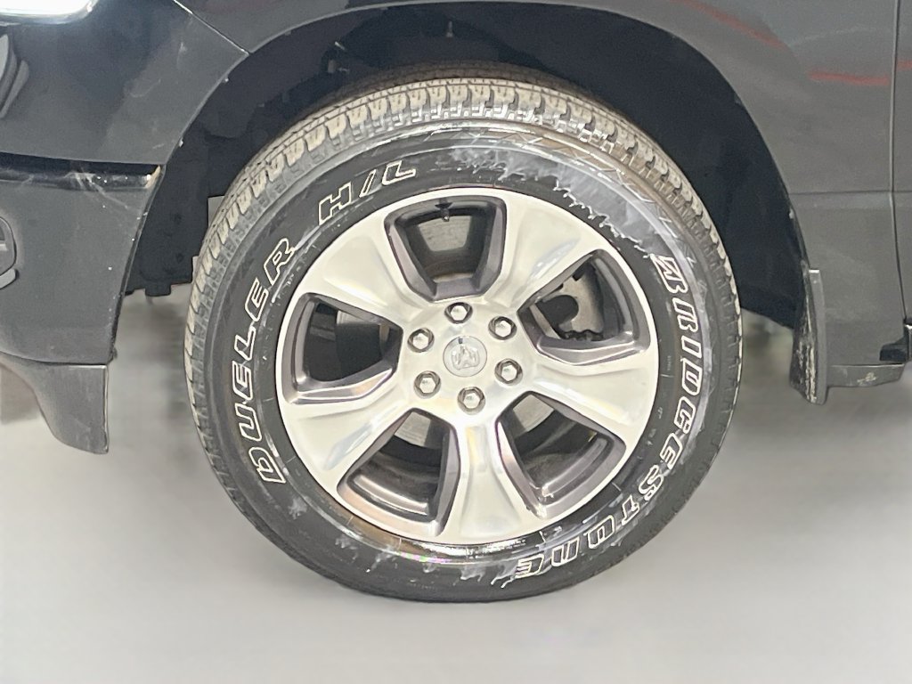 Used 2023 RAM 1500 Laramie AWD/4WD image 31