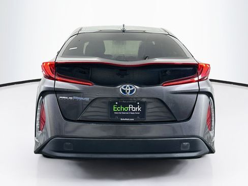 Used 2018 Toyota Prius Prime Premium FWD image 7