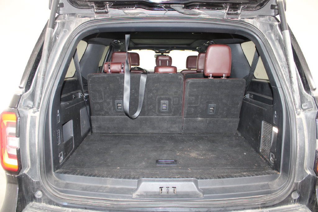 Used 2022 Ford Expedition Max Limited AWD/4WD image 13
