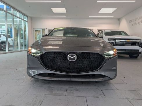 Used 2021 MAZDA MAZDA3 s FWD image 2