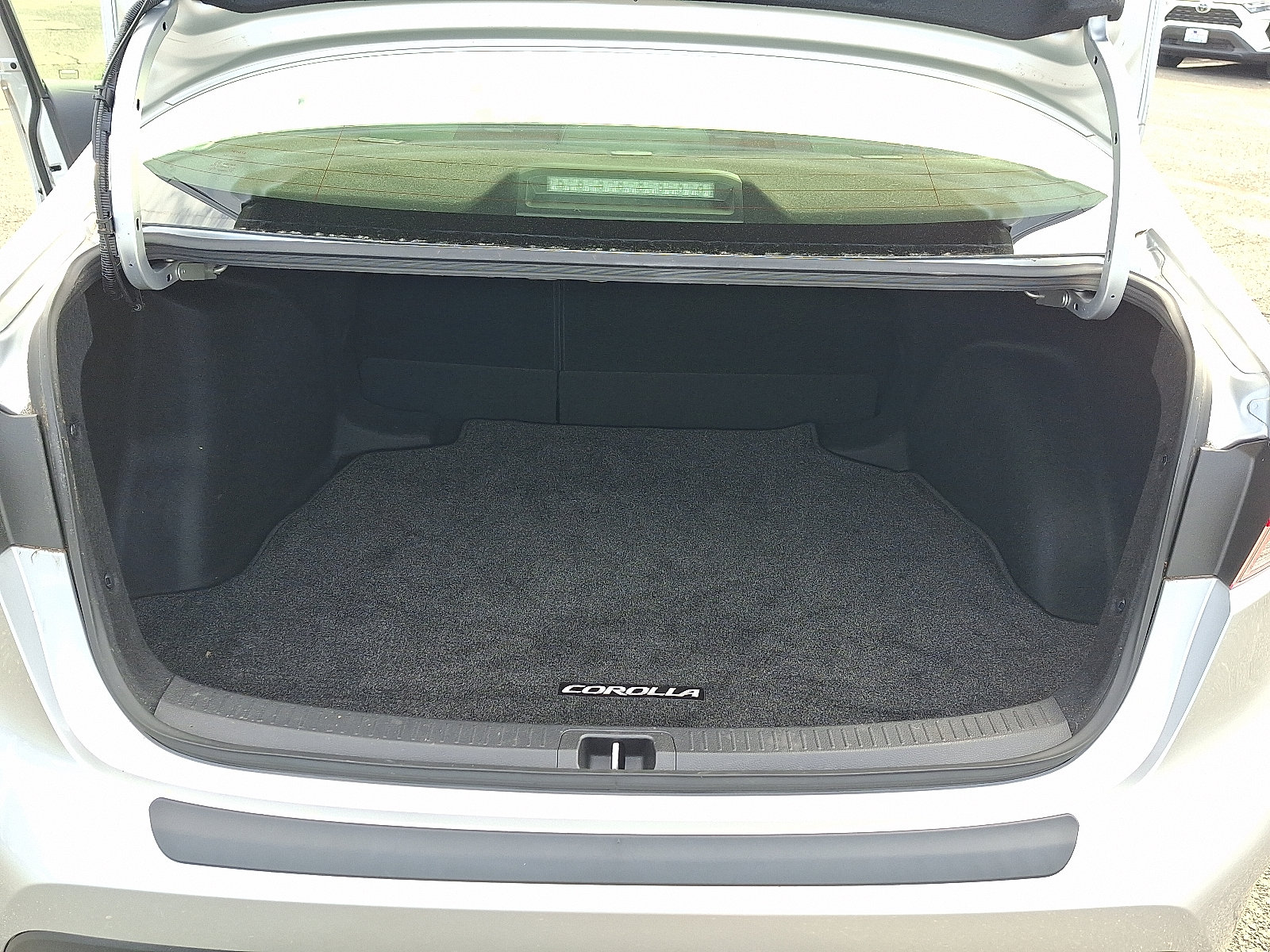 Certified 2023 Toyota Corolla LE w/ Carpet Mat Package (TMS) FWD image 28