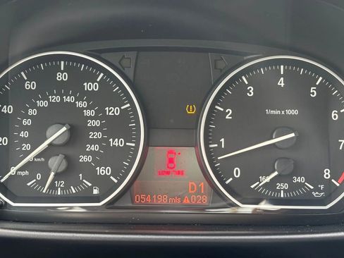 Used 2013 BMW 135i Coupe image 15