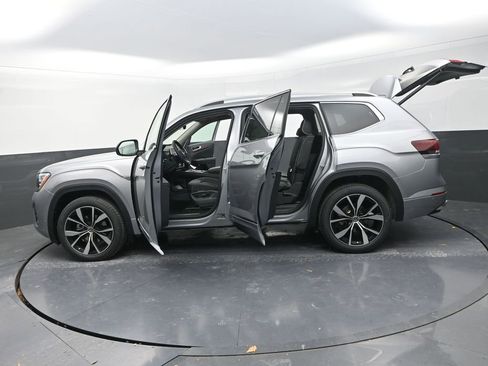 New 2026 Volkswagen Atlas SEL Premium R-Line AWD/4WD image 32