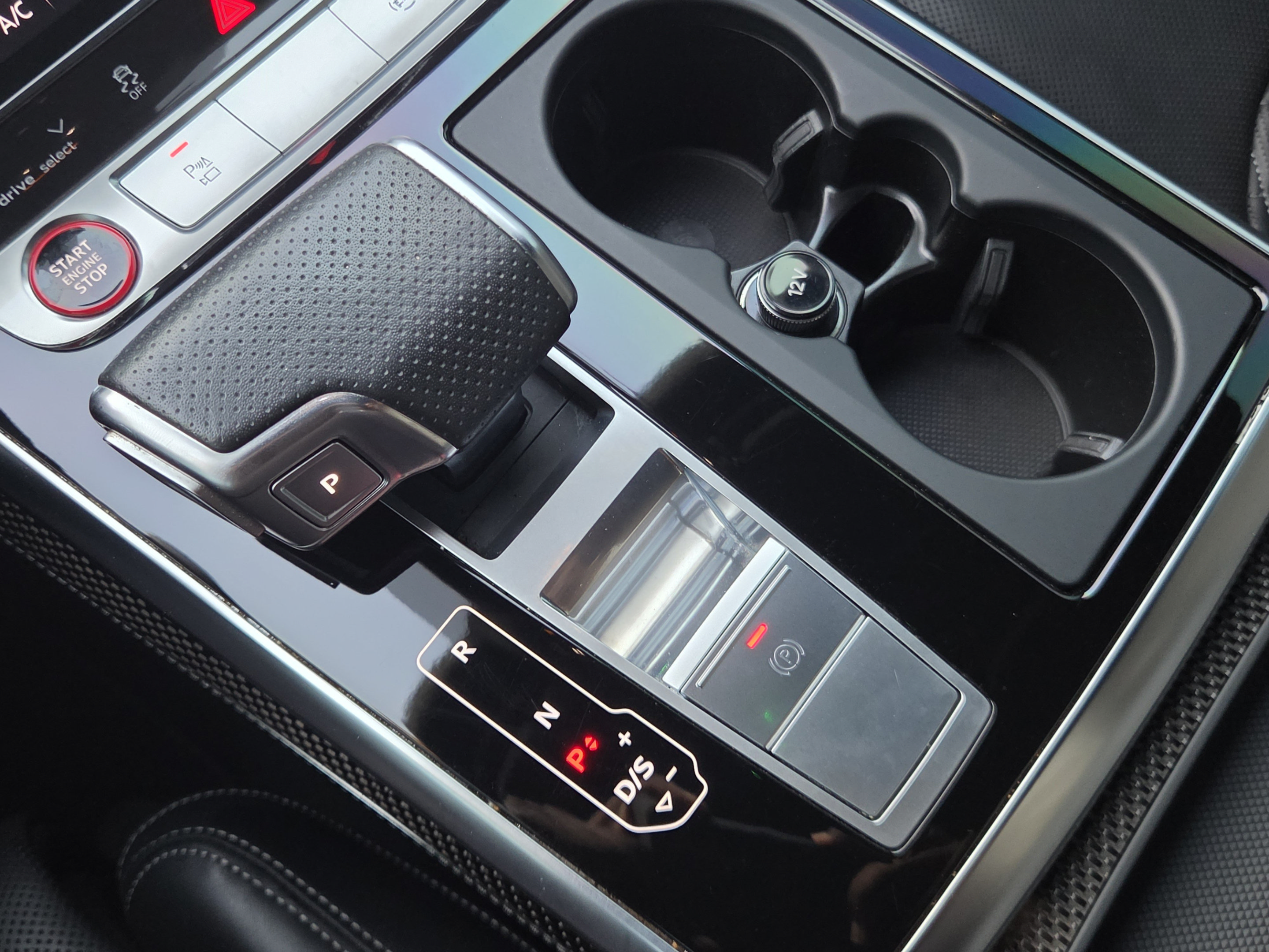 Used 2024 Audi SQ7 Premium Plus AWD/4WD image 27