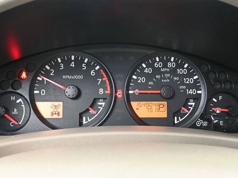 Used 2015 Nissan Frontier SV image 25