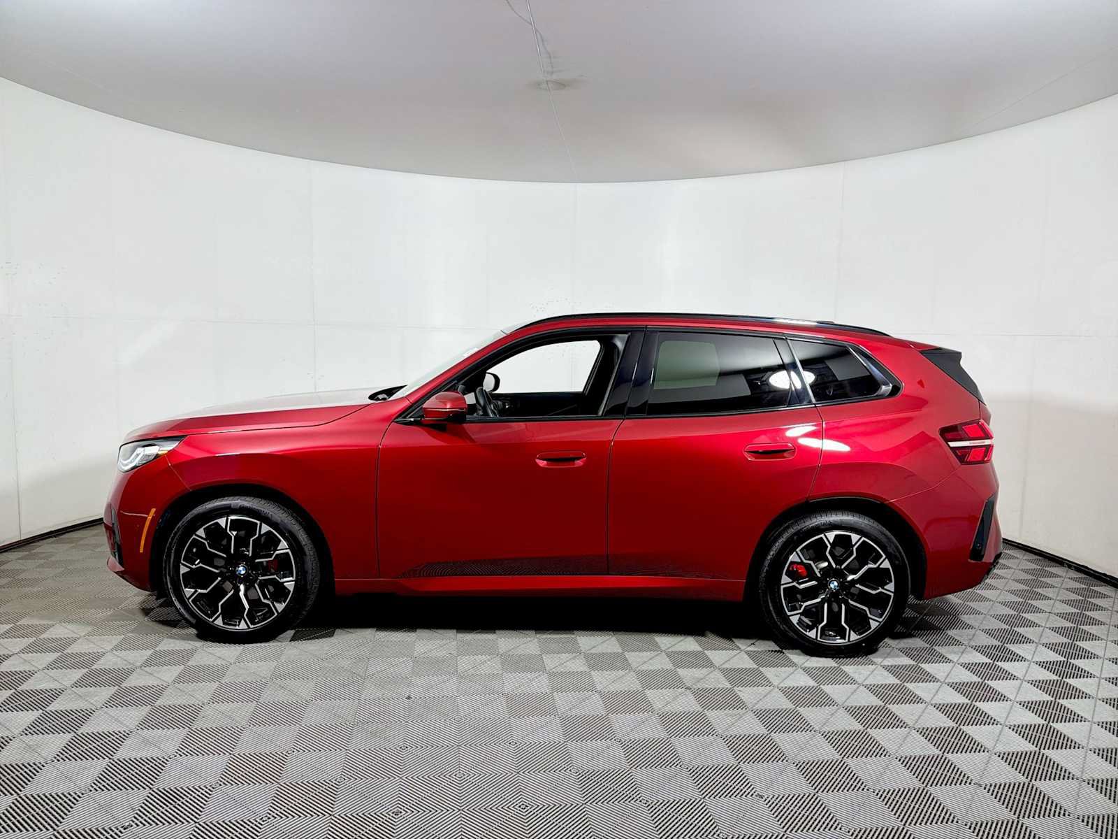 Used 2026 BMW X3 xDrive30i w/ M Sport Package AWD/4WD image 4