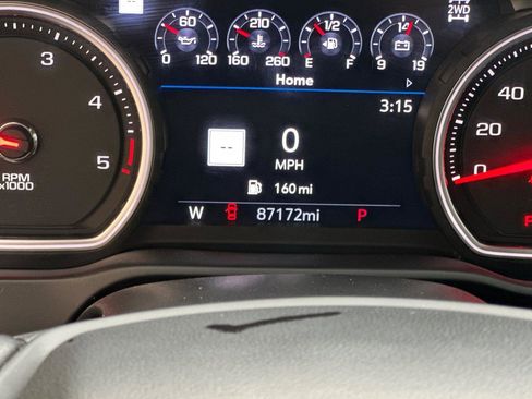 Certified 2022 Chevrolet Silverado 2500 LTZ w/ LTZ Plus Package image 33