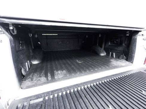 Used 2015 Ford F150 XLT w/ Equipment Group 302A Luxury AWD/4WD image 14