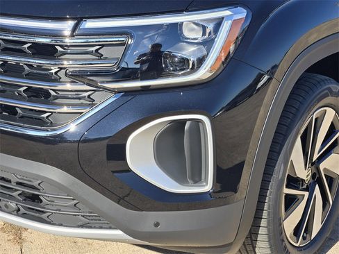 New 2026 Volkswagen Atlas SE image 6