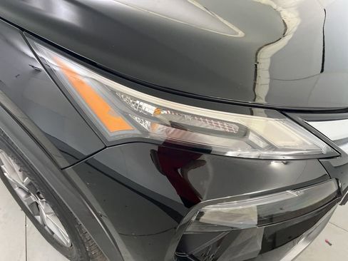 Used 2024 Nissan Rogue S AWD/4WD image 34