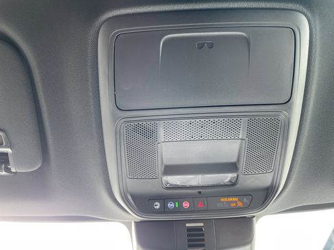 New 2026 Chevrolet Traverse LT image 52