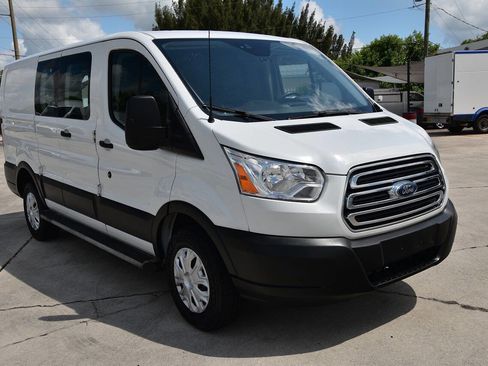Used 2019 Ford Transit 250 130 Low Roof w/ Exterior Upgrade Package RWD image 1