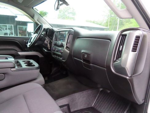 Used 2018 Chevrolet Silverado 2500 LT w/ LT Convenience Package AWD/4WD image 47