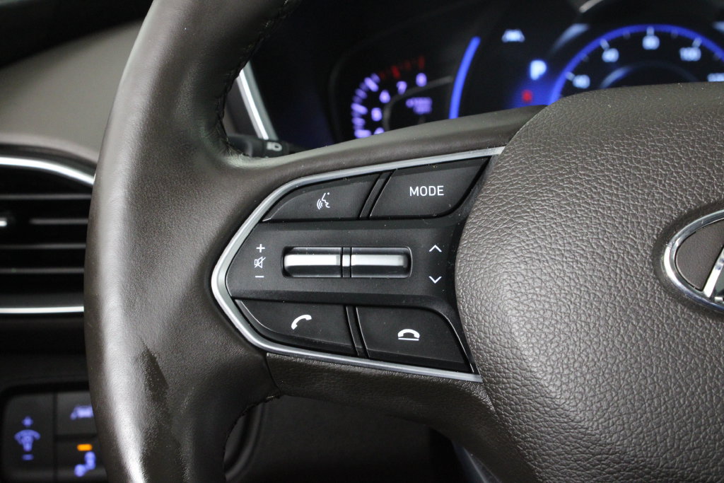 Used 2020 Hyundai Santa Fe Limited FWD image 30