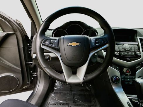 Used 2011 Chevrolet Cruze LT FWD image 14