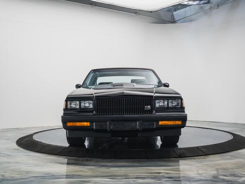 Used 1987 Buick Regal Coupe RWD image 3