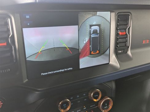 Used 2022 Ford Bronco Raptor image 23