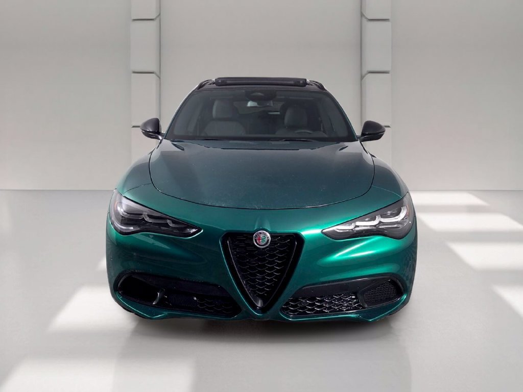 New 2026 Alfa Romeo Stelvio Sprint AWD/4WD image 3