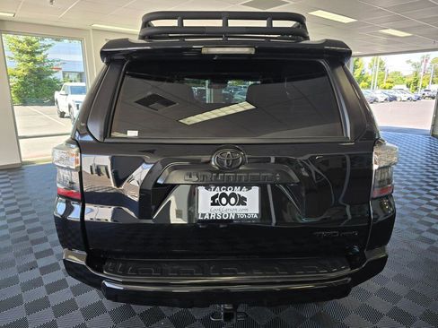 Used 2022 Toyota 4Runner TRD Pro AWD/4WD image 4
