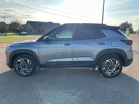 New 2026 Chevrolet TrailBlazer RS w/ Convenience Package image 2