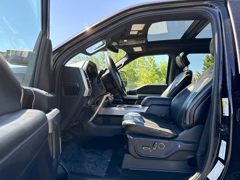 Used 2019 Ford F250 Platinum w/ Platinum Ultimate Package AWD/4WD image 9