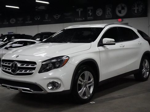 Used 2019 Mercedes-Benz GLA 250 w/ Convenience Package image 1