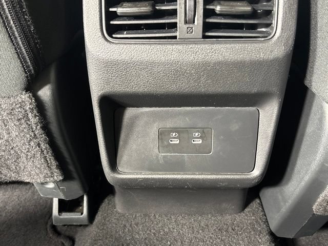 Used 2025 Nissan Rogue SV FWD image 23