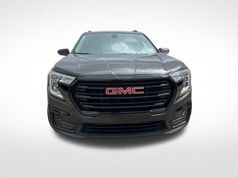 Used 2022 GMC Terrain SLE w/ Driver Convenience Package image 4