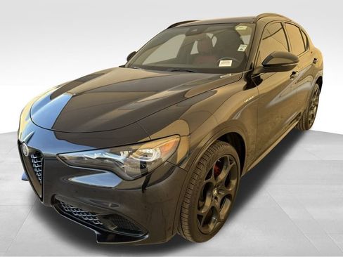 New 2024 Alfa Romeo Stelvio Veloce image 10